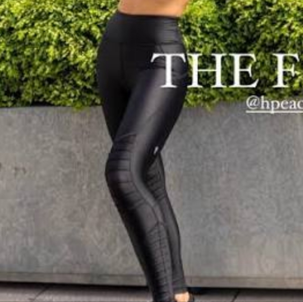 Human Performance Engineering Moto Legging Sz S R… - image 3